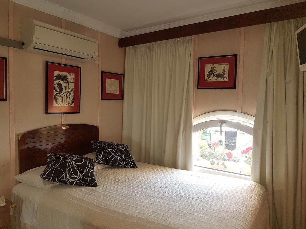 Hotel La Residencia كاذاكيس المظهر الخارجي الصورة