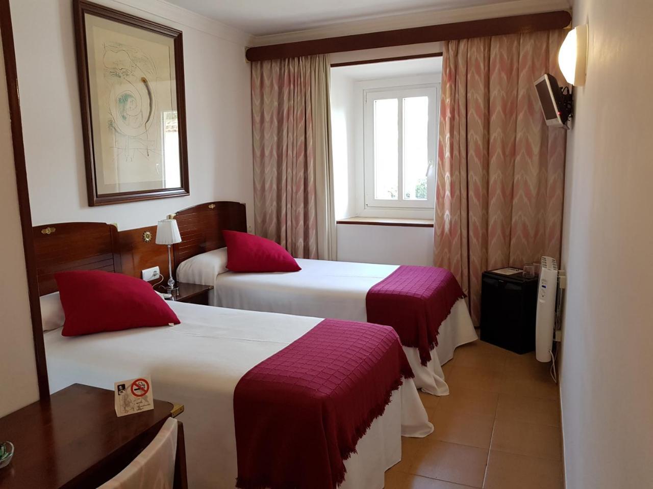 Hotel La Residencia كاذاكيس المظهر الخارجي الصورة