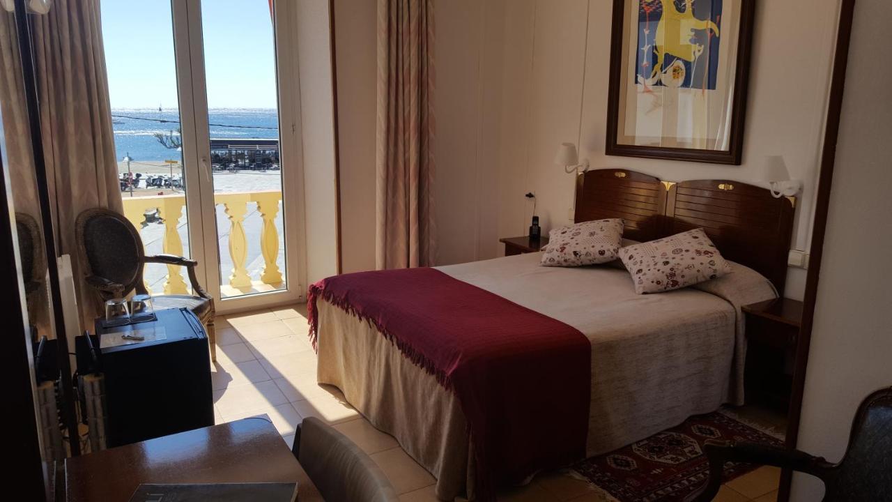Hotel La Residencia كاذاكيس المظهر الخارجي الصورة