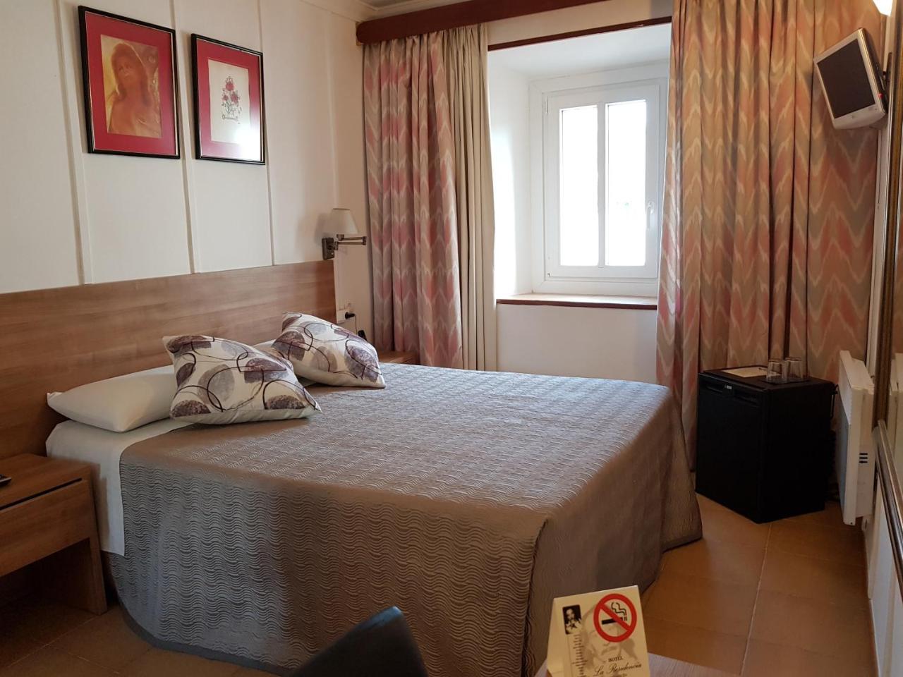 Hotel La Residencia كاذاكيس المظهر الخارجي الصورة