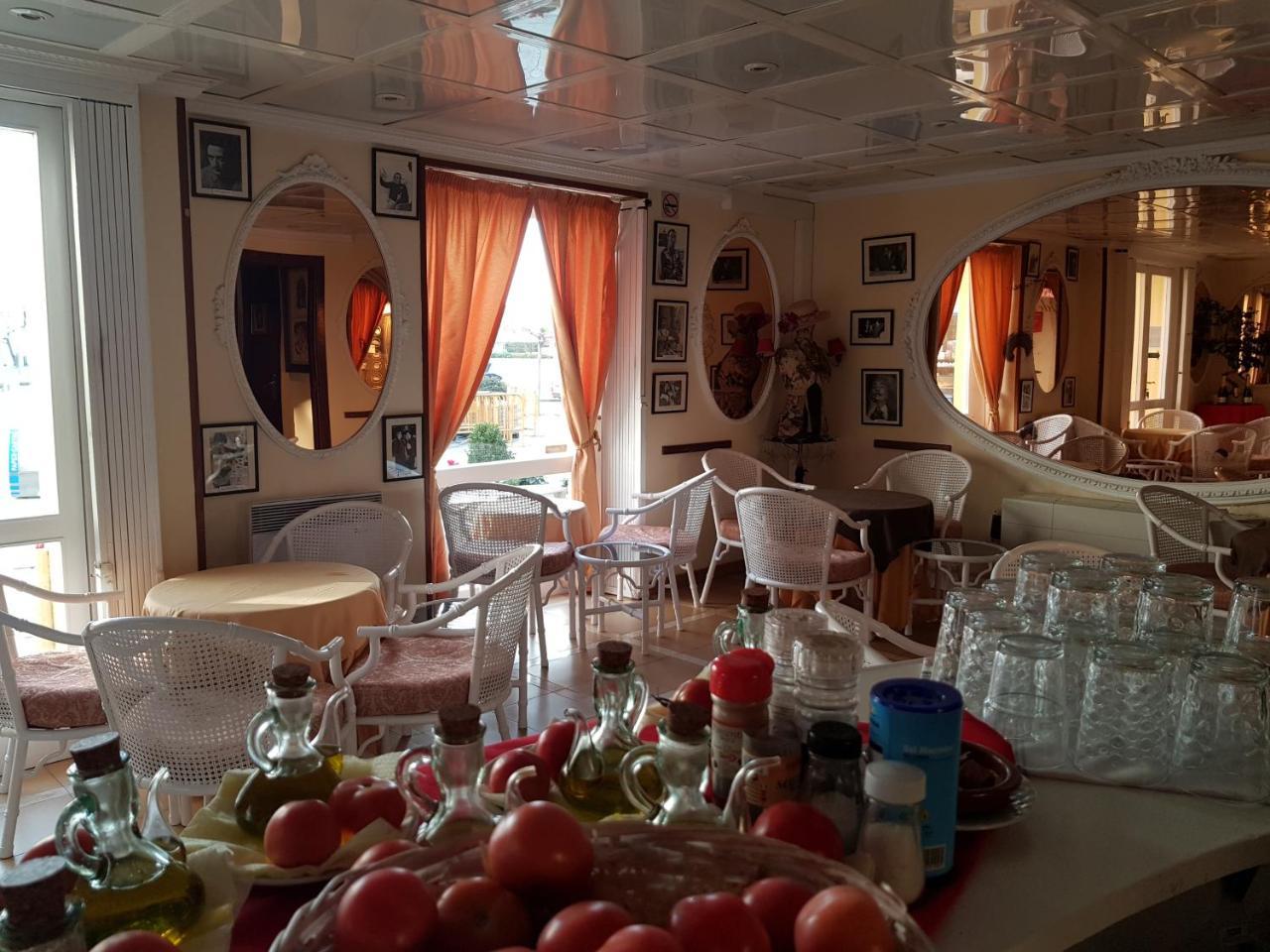 Hotel La Residencia كاذاكيس المظهر الخارجي الصورة