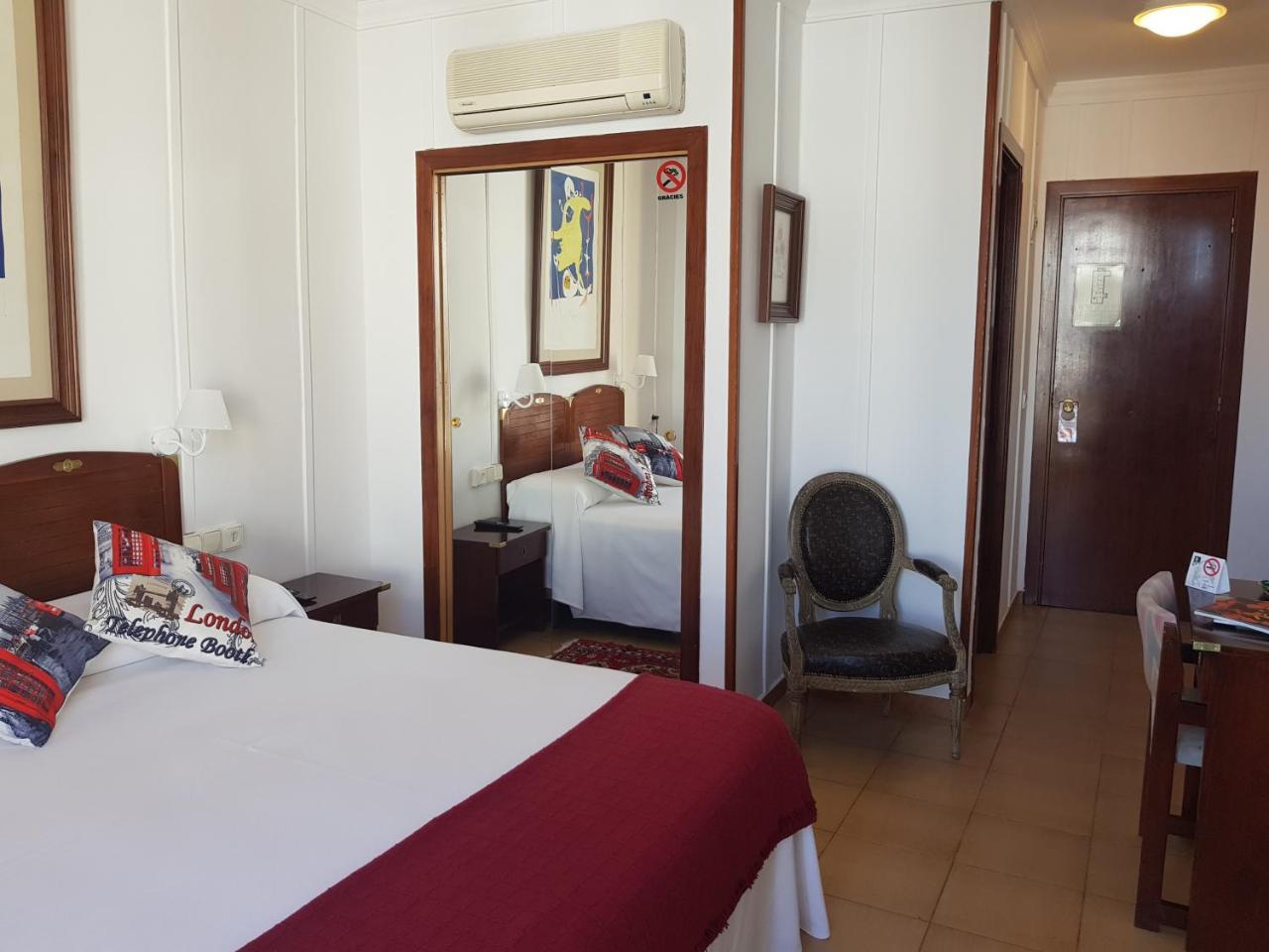 Hotel La Residencia كاذاكيس المظهر الخارجي الصورة