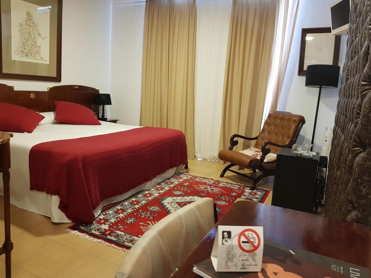 Hotel La Residencia كاذاكيس المظهر الخارجي الصورة