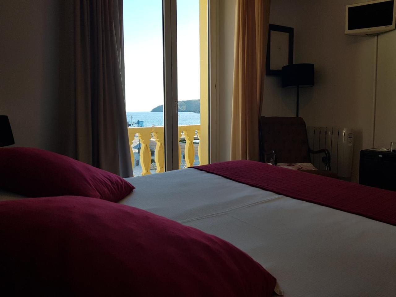Hotel La Residencia كاذاكيس المظهر الخارجي الصورة