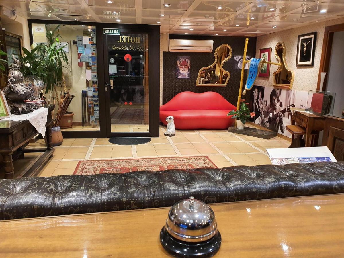 Hotel La Residencia كاذاكيس المظهر الخارجي الصورة